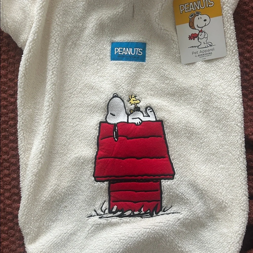Peanuts Snoopy Red Doghouse Hooded Sweater.